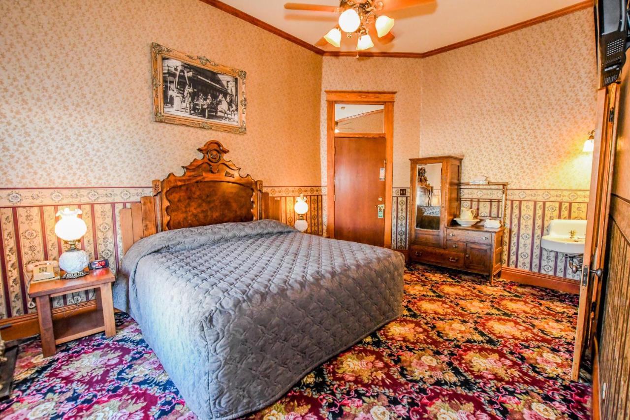 Irma Hotel Cody Εξωτερικό φωτογραφία